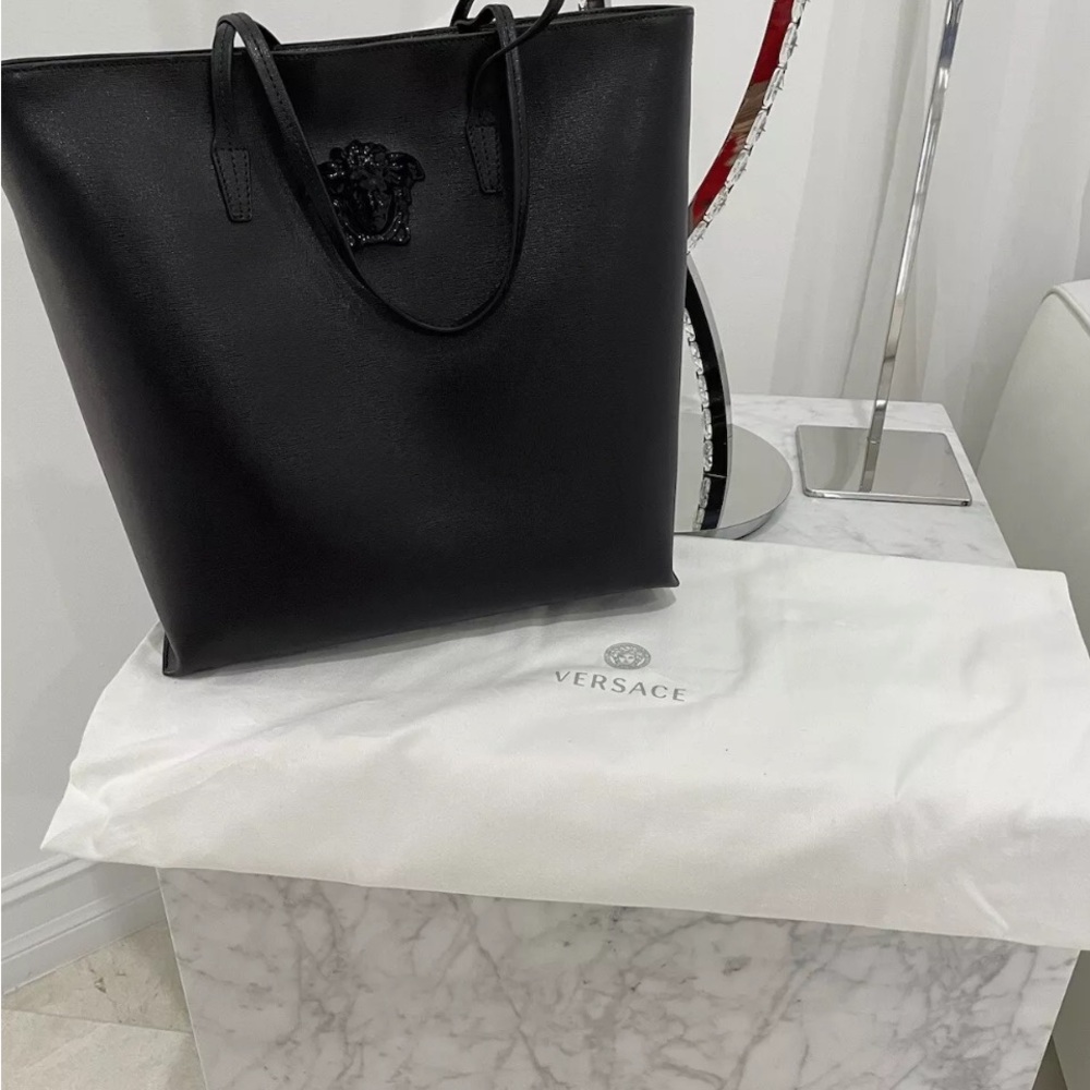 VERSACE Black Zipper Texture Leather Top Tote With Pouch /Black Medusa NWT! - Picture 11 of 12